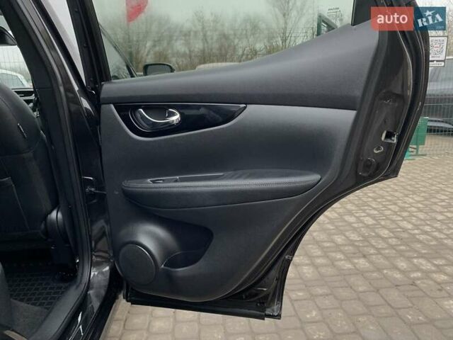 Чорний Ніссан Кашкай, об'ємом двигуна 1.6 л та пробігом 220 тис. км за 16499 $, фото 29 на Automoto.ua