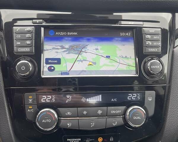 Чорний Ніссан Кашкай, об'ємом двигуна 1.5 л та пробігом 181 тис. км за 15450 $, фото 19 на Automoto.ua