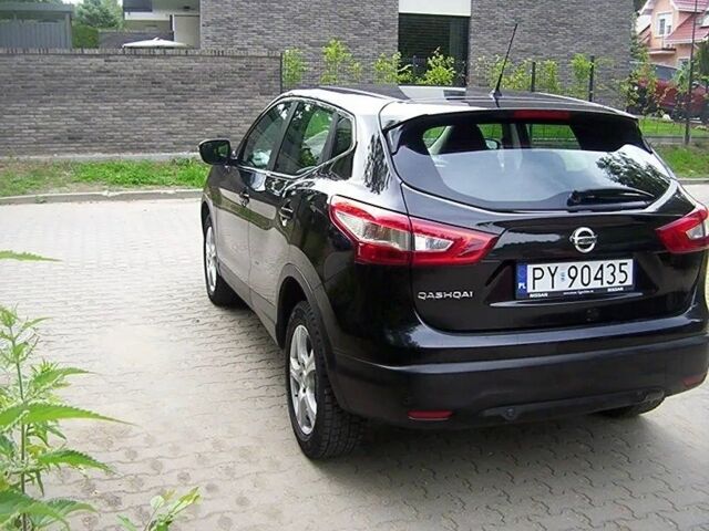 Черный Ниссан Кашкай, объемом двигателя 1.6 л и пробегом 220 тыс. км за 8900 $, фото 2 на Automoto.ua