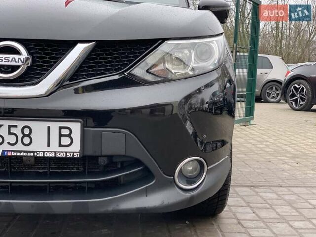 Чорний Ніссан Кашкай, об'ємом двигуна 1.6 л та пробігом 220 тис. км за 16499 $, фото 6 на Automoto.ua