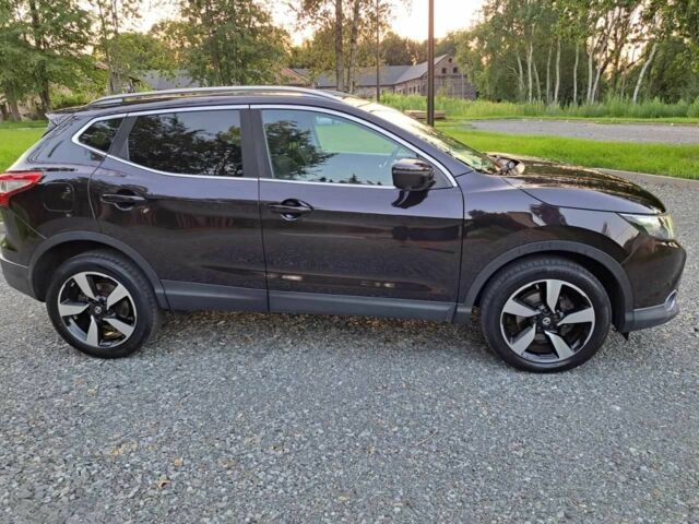 Черный Ниссан Кашкай, объемом двигателя 1.6 л и пробегом 115 тыс. км за 12999 $, фото 3 на Automoto.ua