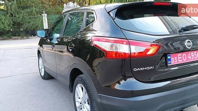 Черный Ниссан Кашкай, объемом двигателя 1.5 л и пробегом 155 тыс. км за 17800 $, фото 53 на Automoto.ua