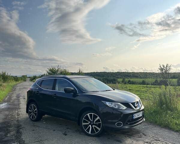 Черный Ниссан Кашкай, объемом двигателя 1.46 л и пробегом 178 тыс. км за 12500 $, фото 1 на Automoto.ua