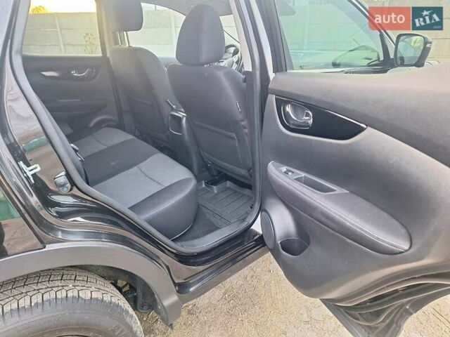 Черный Ниссан Кашкай, объемом двигателя 1.5 л и пробегом 311 тыс. км за 14850 $, фото 8 на Automoto.ua