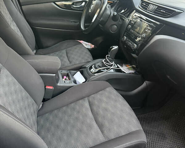 Черный Ниссан Кашкай, объемом двигателя 2 л и пробегом 156 тыс. км за 11900 $, фото 15 на Automoto.ua