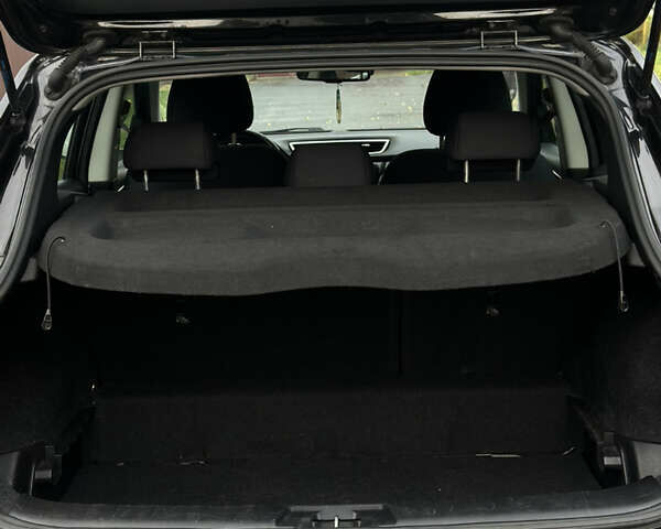 Ніссан Кашкай 2017 у Дубно на Automoto.ua Чорний Ніссан Кашкай, об'ємом двигуна 1.5 л та пробігом 167 тис. км за 15500 $, фото 16 на Automoto.ua