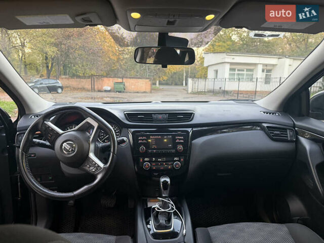 Черный Ниссан Кашкай, объемом двигателя 2 л и пробегом 156 тыс. км за 11900 $, фото 17 на Automoto.ua