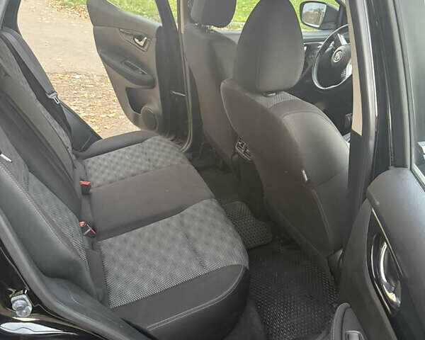 Черный Ниссан Кашкай, объемом двигателя 2 л и пробегом 156 тыс. км за 11900 $, фото 14 на Automoto.ua