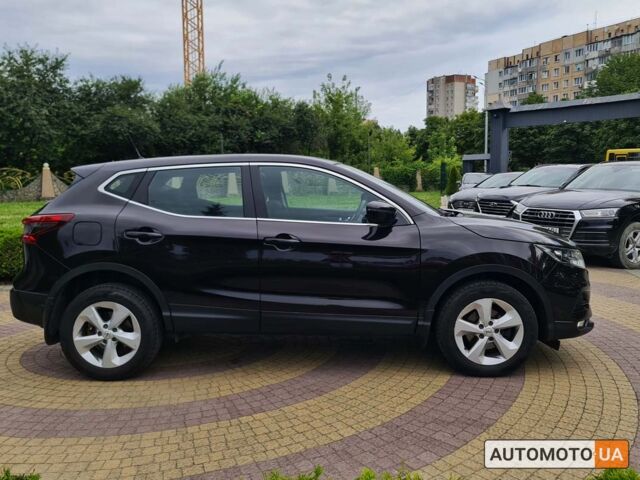 Черный Ниссан Кашкай, объемом двигателя 1.2 л и пробегом 74 тыс. км за 14999 $, фото 1 на Automoto.ua