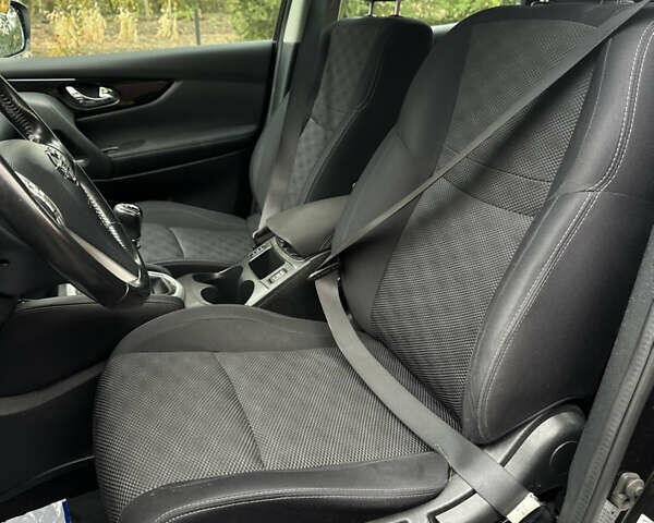 Ніссан Кашкай 2017 у Дубно на Automoto.ua Чорний Ніссан Кашкай, об'ємом двигуна 1.5 л та пробігом 167 тис. км за 15500 $, фото 26 на Automoto.ua