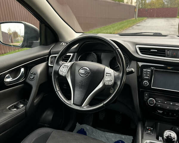 Ніссан Кашкай 2017 у Дубно на Automoto.ua Чорний Ніссан Кашкай, об'ємом двигуна 1.5 л та пробігом 167 тис. км за 15500 $, фото 36 на Automoto.ua