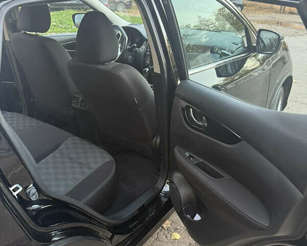 Черный Ниссан Кашкай, объемом двигателя 2 л и пробегом 156 тыс. км за 11900 $, фото 13 на Automoto.ua