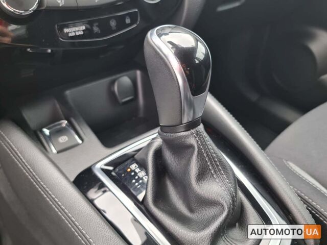 Черный Ниссан Кашкай, объемом двигателя 1.2 л и пробегом 74 тыс. км за 14999 $, фото 11 на Automoto.ua