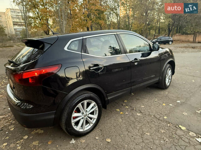 Черный Ниссан Кашкай, объемом двигателя 2 л и пробегом 156 тыс. км за 11900 $, фото 3 на Automoto.ua