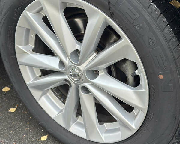 Ніссан Кашкай 2017 у Дубно на Automoto.ua Чорний Ніссан Кашкай, об'ємом двигуна 1.5 л та пробігом 167 тис. км за 15500 $, фото 12 на Automoto.ua