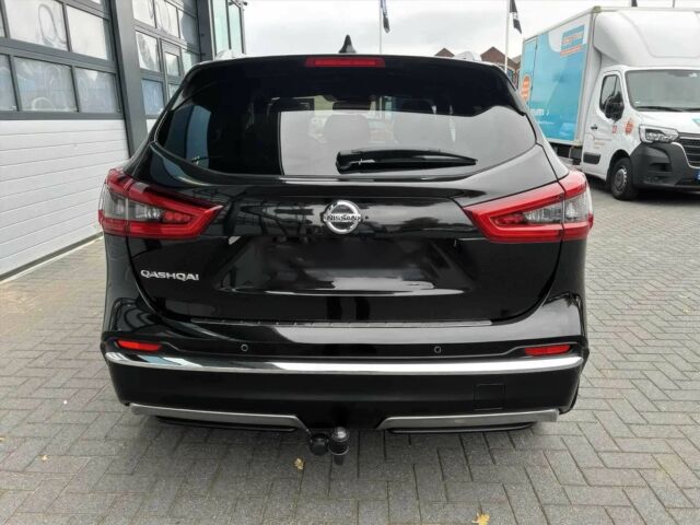 Черный Ниссан Кашкай, объемом двигателя 1.2 л и пробегом 35 тыс. км за 8000 $, фото 4 на Automoto.ua