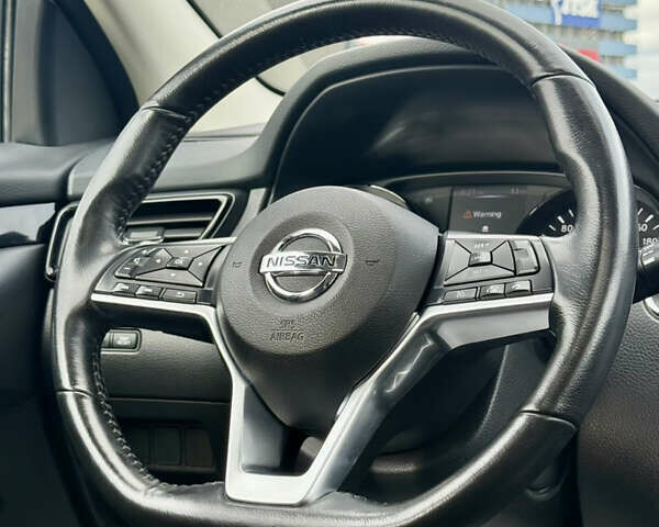 Черный Ниссан Кашкай, объемом двигателя 2 л и пробегом 195 тыс. км за 13200 $, фото 19 на Automoto.ua