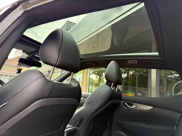 Чорний Ніссан Кашкай, об'ємом двигуна 1.2 л та пробігом 43 тис. км за 10000 $, фото 10 на Automoto.ua