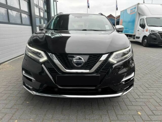 Черный Ниссан Кашкай, объемом двигателя 1.2 л и пробегом 35 тыс. км за 8000 $, фото 1 на Automoto.ua