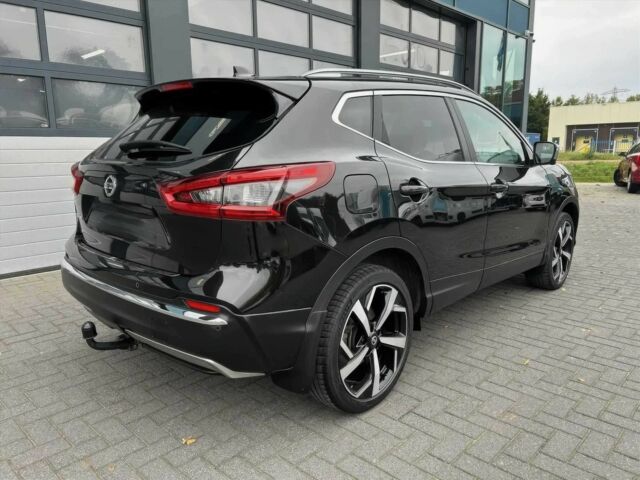 Черный Ниссан Кашкай, объемом двигателя 1.2 л и пробегом 35 тыс. км за 8000 $, фото 3 на Automoto.ua