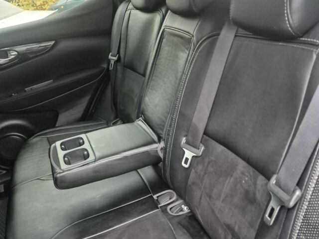 Черный Ниссан Кашкай, объемом двигателя 0 л и пробегом 99 тыс. км за 17500 $, фото 5 на Automoto.ua