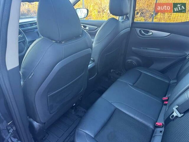 Черный Ниссан Кашкай, объемом двигателя 1.6 л и пробегом 56 тыс. км за 19350 $, фото 31 на Automoto.ua