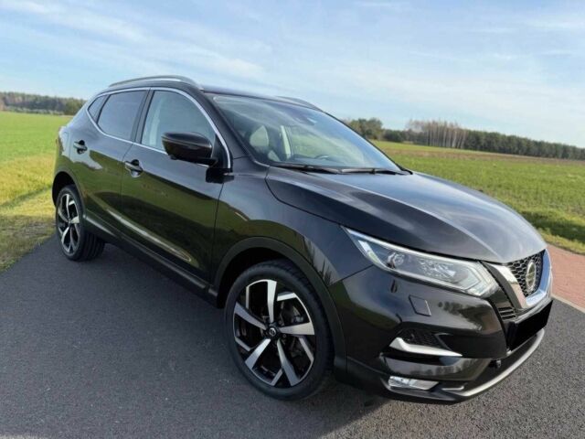 Черный Ниссан Кашкай, объемом двигателя 1.3 л и пробегом 89 тыс. км за 9200 $, фото 2 на Automoto.ua