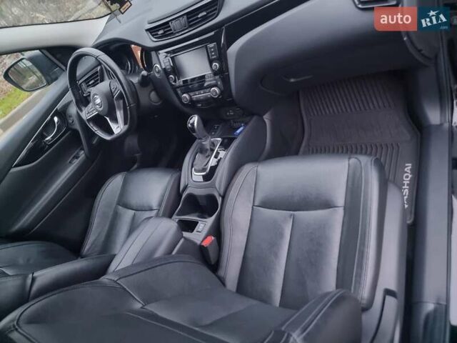 Черный Ниссан Кашкай, объемом двигателя 2 л и пробегом 103 тыс. км за 17500 $, фото 59 на Automoto.ua