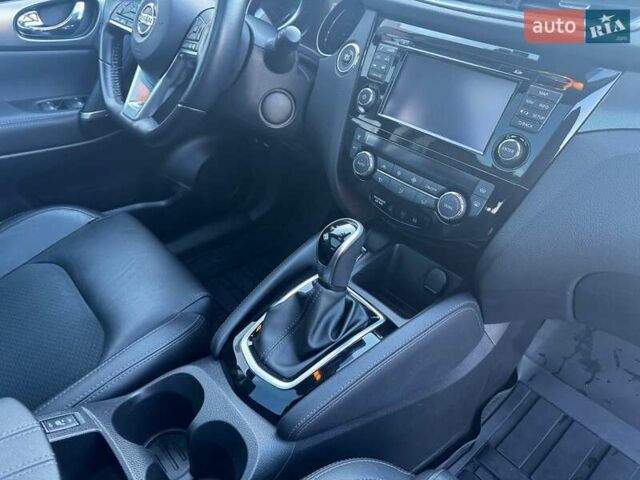 Черный Ниссан Кашкай, объемом двигателя 1.6 л и пробегом 56 тыс. км за 19350 $, фото 29 на Automoto.ua