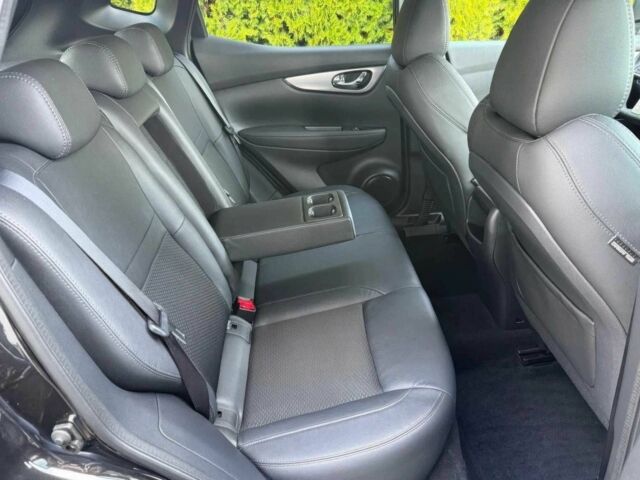 Черный Ниссан Кашкай, объемом двигателя 1.3 л и пробегом 89 тыс. км за 9200 $, фото 9 на Automoto.ua