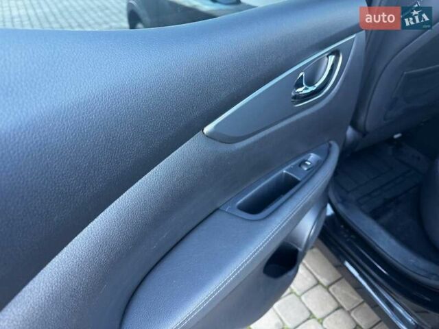 Черный Ниссан Кашкай, объемом двигателя 1.6 л и пробегом 56 тыс. км за 19350 $, фото 49 на Automoto.ua