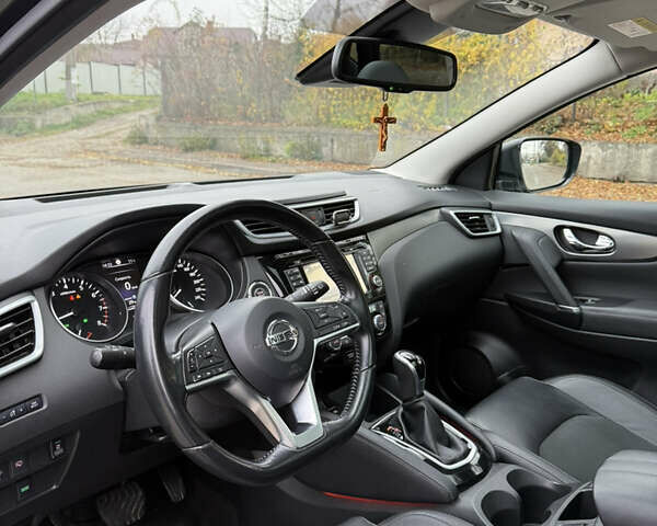 Черный Ниссан Кашкай, объемом двигателя 2 л и пробегом 97 тыс. км за 21500 $, фото 9 на Automoto.ua