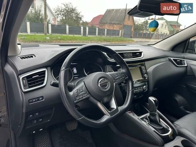 Черный Ниссан Кашкай, объемом двигателя 1.6 л и пробегом 31 тыс. км за 18500 $, фото 52 на Automoto.ua