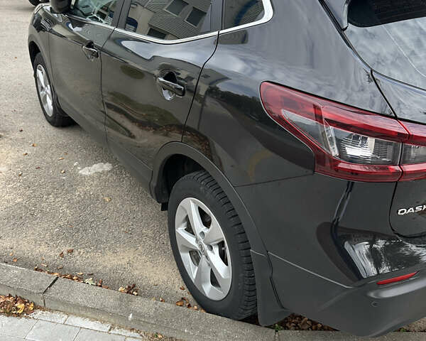 Черный Ниссан Кашкай, объемом двигателя 2 л и пробегом 42 тыс. км за 20000 $, фото 11 на Automoto.ua