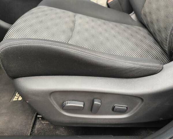 Чорний Ніссан Кашкай, об'ємом двигуна 2 л та пробігом 133 тис. км за 15300 $, фото 12 на Automoto.ua