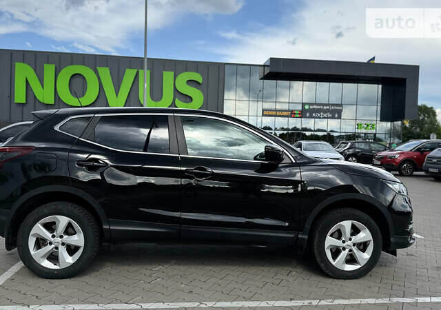 Чорний Ніссан Кашкай, об'ємом двигуна 2 л та пробігом 75 тис. км за 22000 $, фото 10 на Automoto.ua