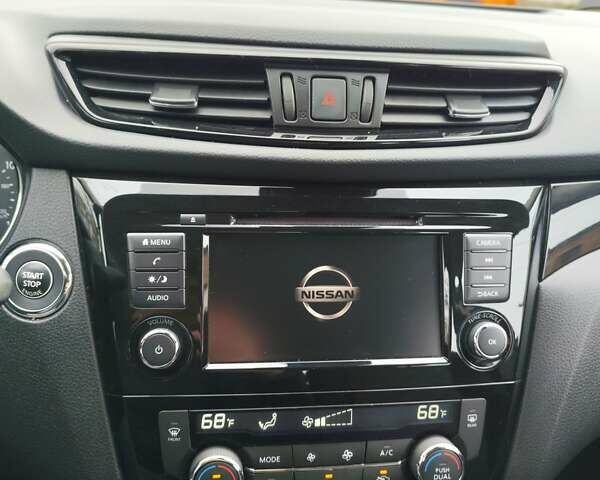 Чорний Ніссан Кашкай, об'ємом двигуна 2 л та пробігом 133 тис. км за 15300 $, фото 32 на Automoto.ua