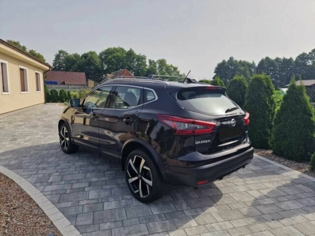 Черный Ниссан Кашкай, объемом двигателя 2 л и пробегом 29 тыс. км за 14000 $, фото 3 на Automoto.ua