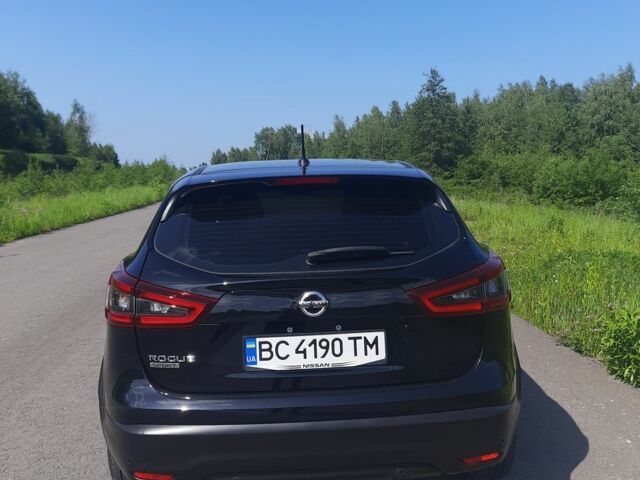 Черный Ниссан Кашкай, объемом двигателя 2 л и пробегом 137 тыс. км за 14999 $, фото 7 на Automoto.ua