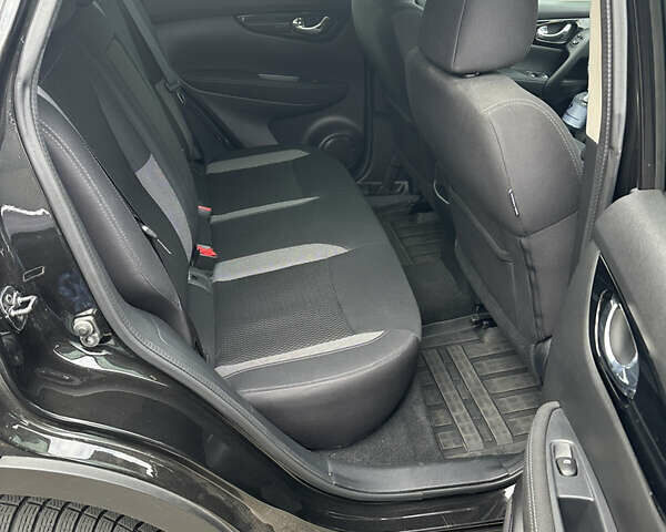 Черный Ниссан Кашкай, объемом двигателя 2 л и пробегом 42 тыс. км за 20000 $, фото 13 на Automoto.ua