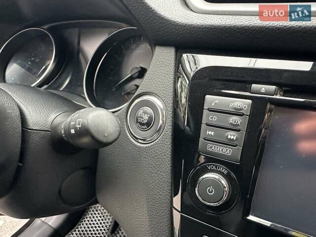 Черный Ниссан Кашкай, объемом двигателя 1.6 л и пробегом 31 тыс. км за 18500 $, фото 29 на Automoto.ua