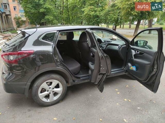 Чорний Ніссан Кашкай, об'ємом двигуна 1.6 л та пробігом 120 тис. км за 23000 $, фото 2 на Automoto.ua