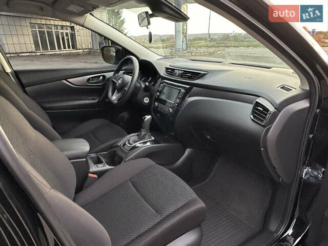 Черный Ниссан Кашкай, объемом двигателя 2 л и пробегом 27 тыс. км за 18400 $, фото 38 на Automoto.ua