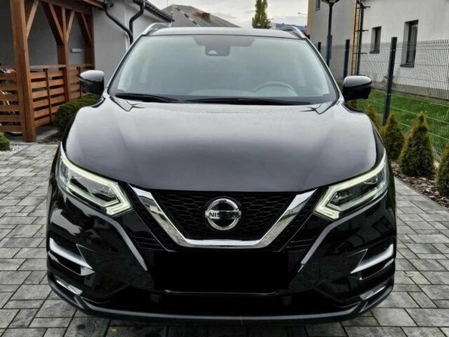 Черный Ниссан Кашкай, объемом двигателя 1.3 л и пробегом 67 тыс. км за 12000 $, фото 2 на Automoto.ua