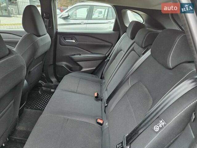 Чорний Ніссан Кашкай, об'ємом двигуна 1.33 л та пробігом 32 тис. км за 24800 $, фото 15 на Automoto.ua