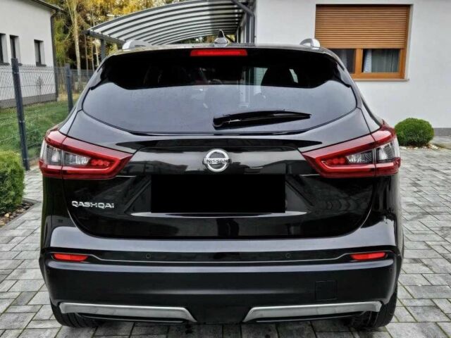 Черный Ниссан Кашкай, объемом двигателя 1.3 л и пробегом 67 тыс. км за 12000 $, фото 6 на Automoto.ua