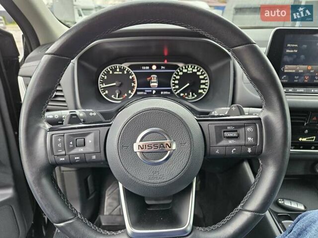 Чорний Ніссан Кашкай, об'ємом двигуна 1.33 л та пробігом 32 тис. км за 24800 $, фото 18 на Automoto.ua