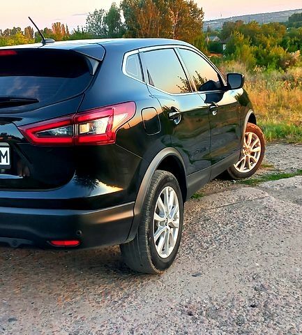 Черный Ниссан Кашкай, объемом двигателя 2 л и пробегом 94 тыс. км за 13500 $, фото 4 на Automoto.ua