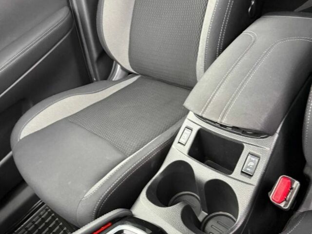 Чорний Ніссан Кашкай, об'ємом двигуна 1.6 л та пробігом 126 тис. км за 20800 $, фото 6 на Automoto.ua