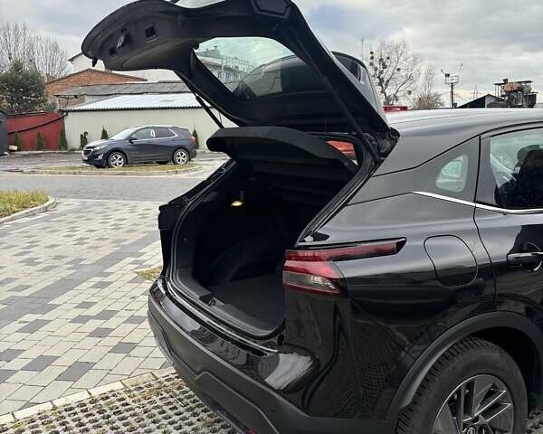 Чорний Ніссан Кашкай, об'ємом двигуна 1.33 л та пробігом 32 тис. км за 24800 $, фото 7 на Automoto.ua